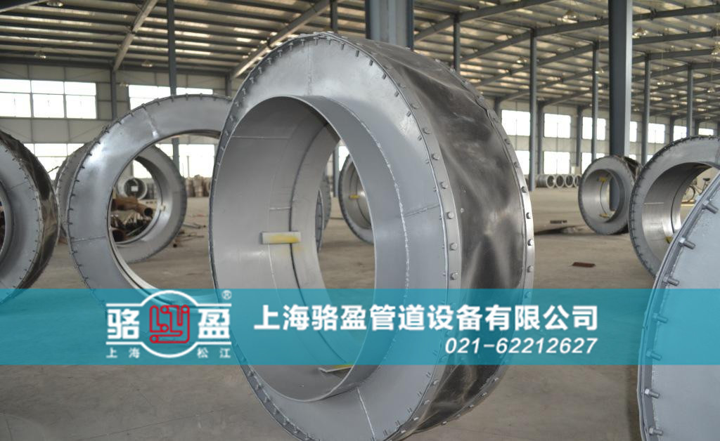 <a href=http://www.ktcandy.com target=_blank class=infotextkey>非金屬補(bǔ)償器</a>生產(chǎn)車間